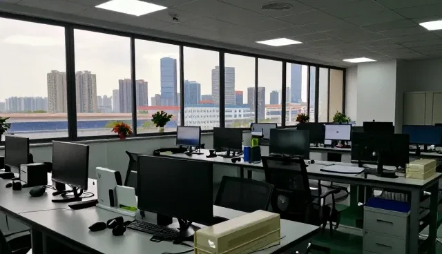 企业展示产品选型关注点及适用情况分析